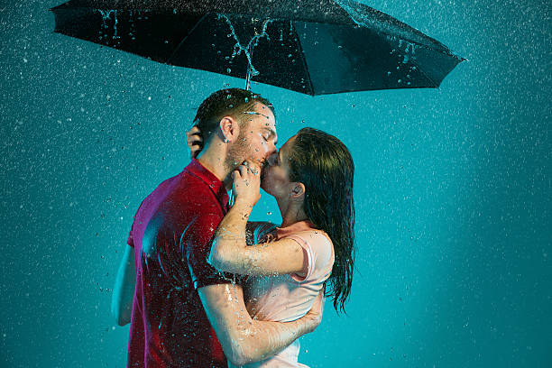 istock The loving couple in the rain 519677366