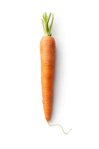 verdure : carota sola su sfondo bianco - carrot foto e immagini stock