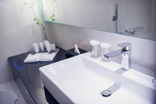 istock Contemporary Hotel Bathroom 519705691