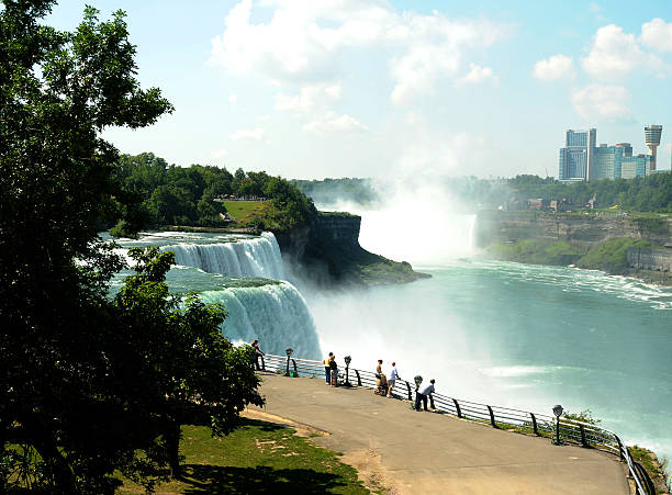 niagara falls - niagara falls falling people usa zdjęcia i obrazy z banku zdjęć