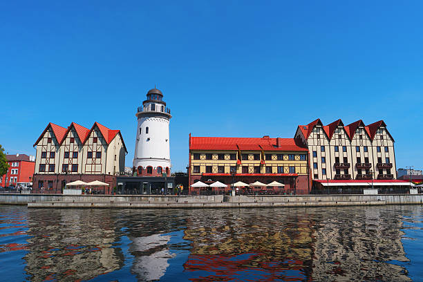 o centro histórico da cidade de kaliningrado - kaliningrad - fotografias e filmes do acervo