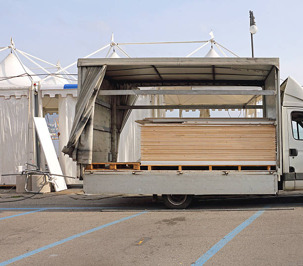 istock Delivery Plywood 519719378