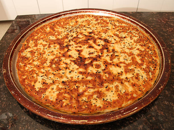 borek turco - börek turkish culture middle eastern cuisine pie - fotografias e filmes do acervo