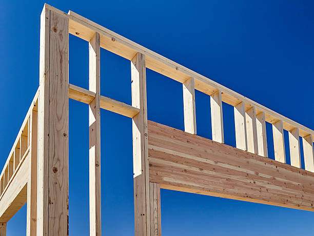 home building construction glulam header beam carpentry detail - timmerman dakkapel stockfoto's en -beelden