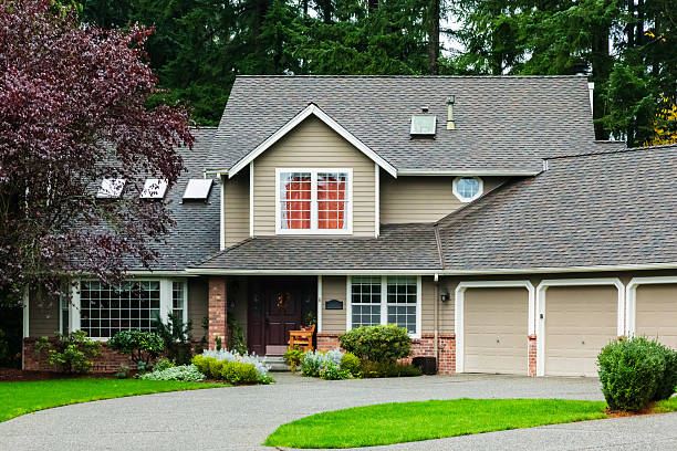 istock American Suburban Home 519748434