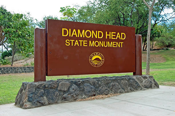 Diamond Head Parque estatal de sinal fechar Honolulu Oahu Havai - fotografia de stock