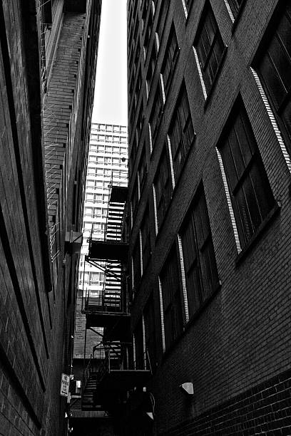 istock Alleyway in Black & White 519769597