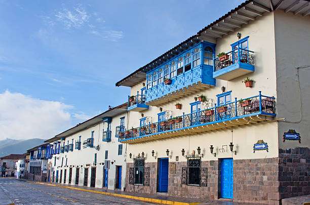 The Plaza de Armas in Cusco, Peru, has a rich history intertwined with both the Inca Empire and Spanish colonial rule. Originally called Huacaypata, it served as a ceremonial and administrative center for the Incas, playing host to significant events like the Inti Raymi festival. After the Spanish conquest, it was transformed into a plaza, with colonial buildings like the Cusco Cathedral and the Church of the Society of Jesus erected on the site of former Inca palaces