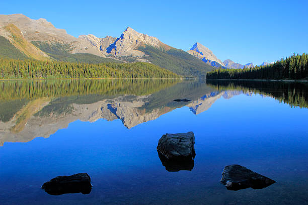 istock Maligne lake in Jasper national park, Alberta, Canada 519826761