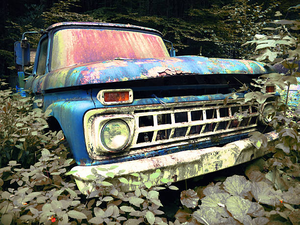 istock Old abandoned rusty blue vintage truck 519864615
