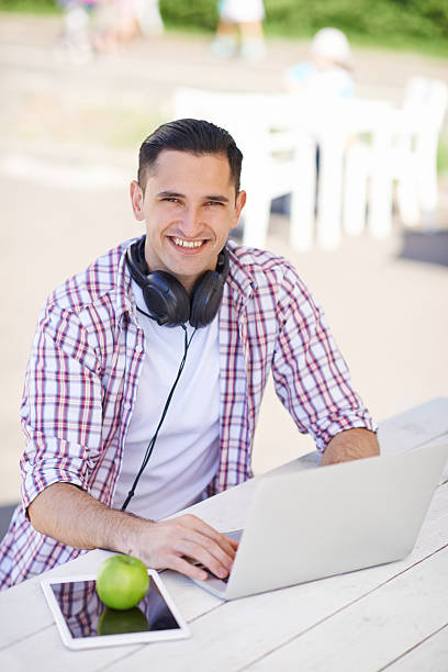 istock No cramped office for me 519864851