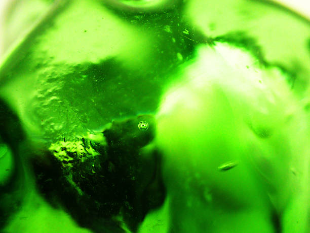 istock Green Glass2016040101 519868042