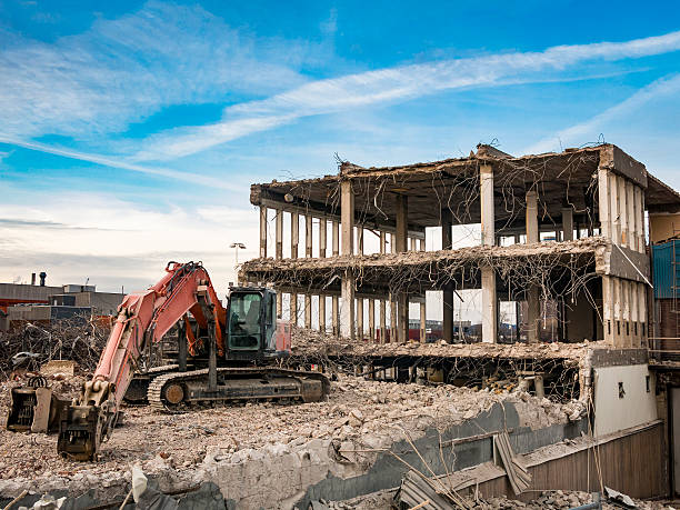 istock Demolition of an old industrial building 519869724
