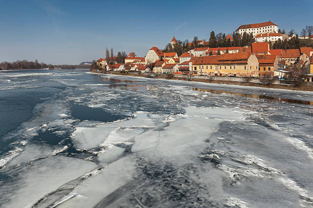 istock Ice on river Drava at Ptuj, Slovenia 519890769