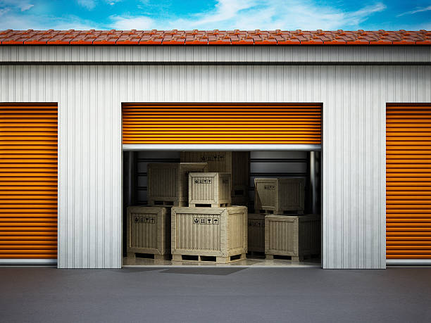 unidade de armazenamento pessoal - storage compartment garage warehouse storage room - fotografias e filmes do acervo