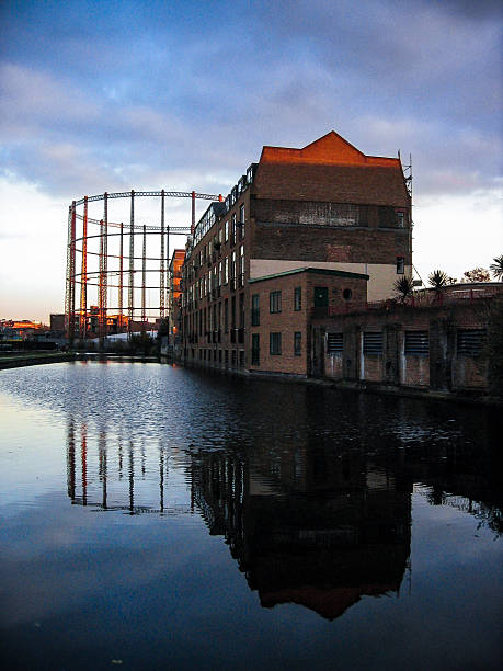 gasworks - hackney fotografías e imágenes de stock