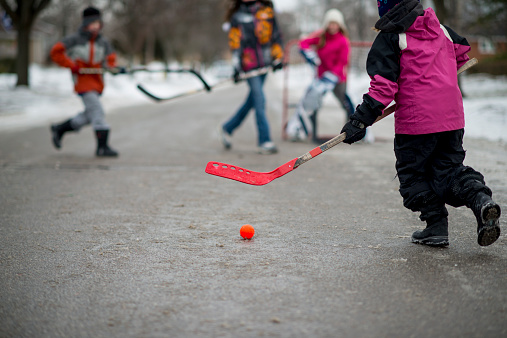 Kid Playing The Sport Street Hockey Stock Photo - Download Image Now - Roller  Hockey, Summer, Child - iStock