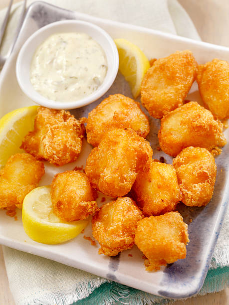 istock Beer Battered Fish Bites with Tarter Sauce 520014204