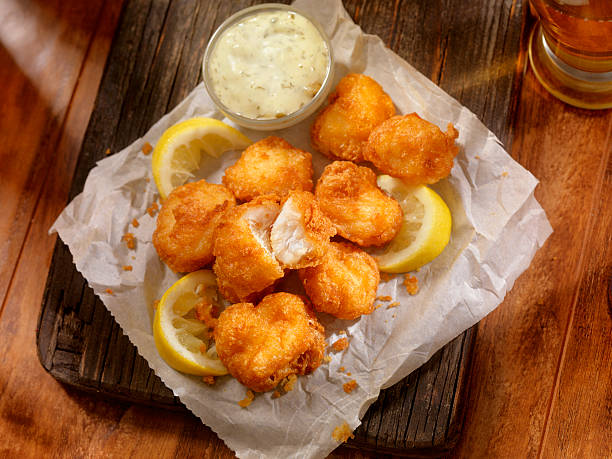 istock Beer Battered Fish Bites with Tarter Sauce 520049732