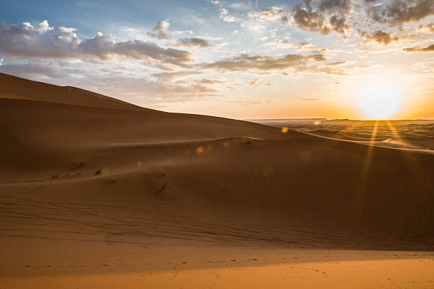 istock Erg Chebbi dunes at sunrise, Morocco 520053276