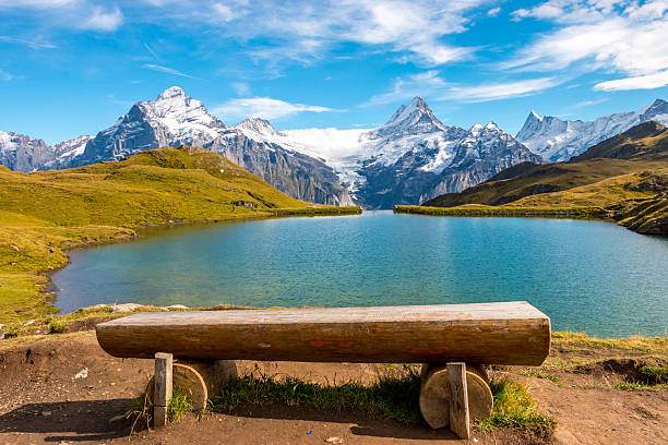 lago alpino svizzera - jungfraujoch jungfrau bernese oberland monch foto e immagini stock