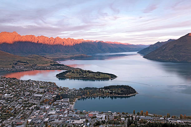 istock Sunset at Lake Wakaitipu 520072965