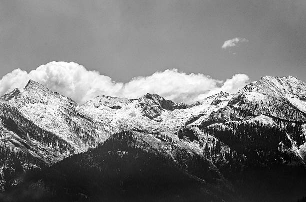 istock The Sierra Mountains of California 520084678