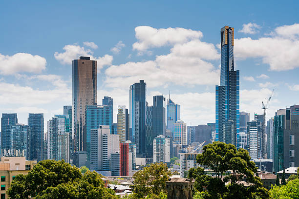 vue panoramique de melbourne en journée - melbourne day city skyline photos et images de collection