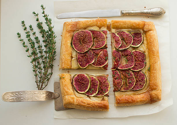 istock tart with figs and Camembert 520130337