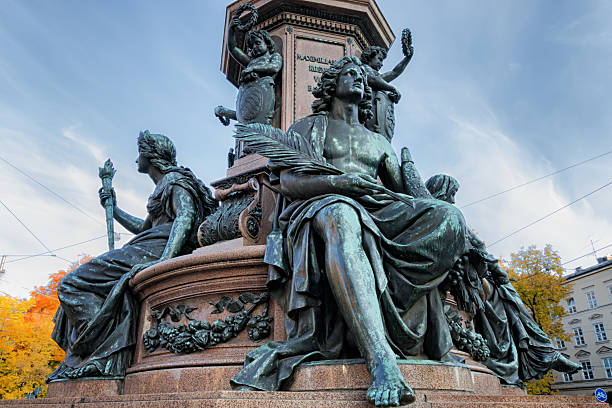 istock Bronze statue of Maximilian II.Joseph Munich 520130917
