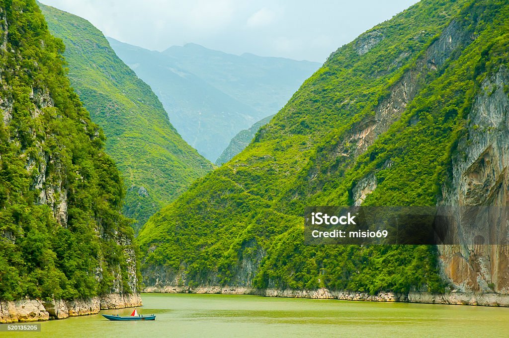 Three gorges, Yangtze river Yangtze river close to  Three Gorges Dam, China Yangtze River Stock Photo