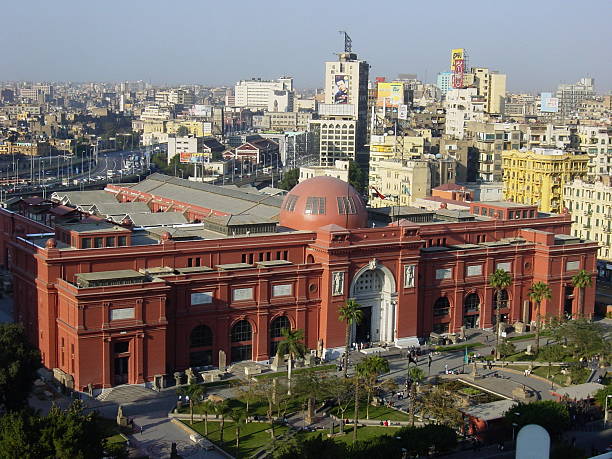 égypte-le caire, du musée égyptien et vue panoramique. - cairo egyptian museum museum egypt photos et images de collection