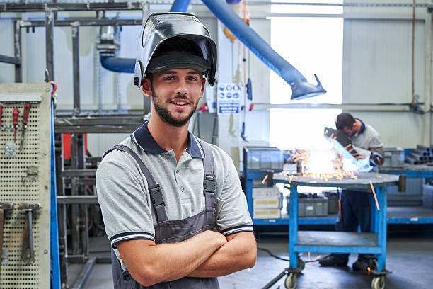istock View of welder 520232750