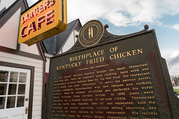 geburtsort von kentucky fried huhn - birthplace stock-fotos und bilder