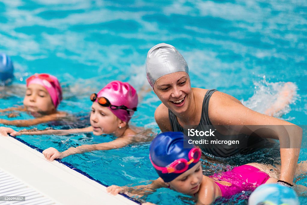 - Schule - Lizenzfrei Schwimmen Stock-Foto