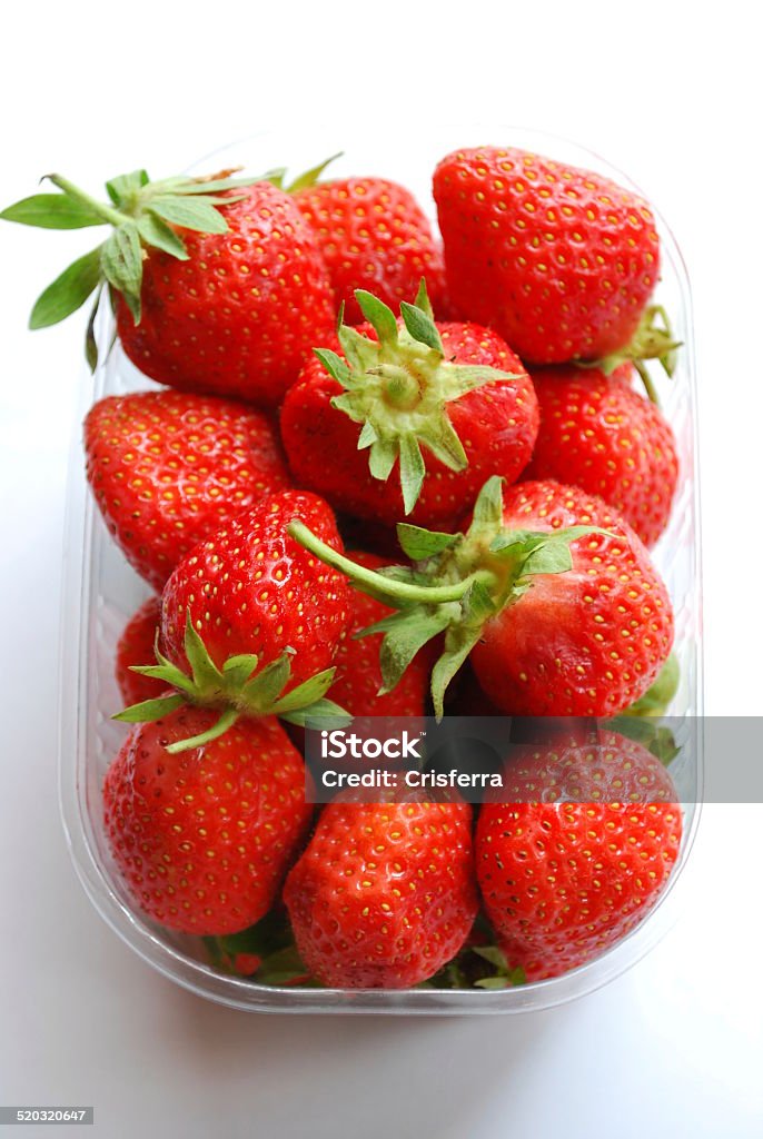 Fragole in plastica - Foto stock royalty-free di Cibo