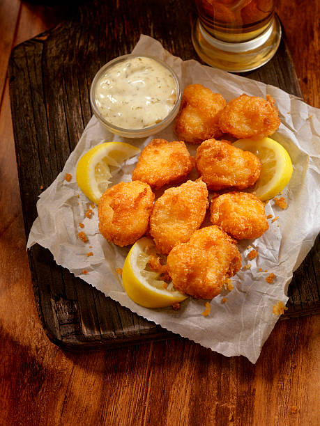 istock Beer Battered Fish Bites with Tarter Sauce 520323258