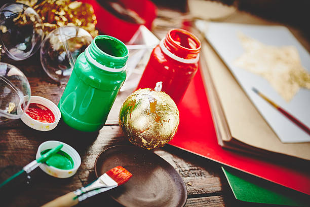 istock Holiday art and craft 520324877