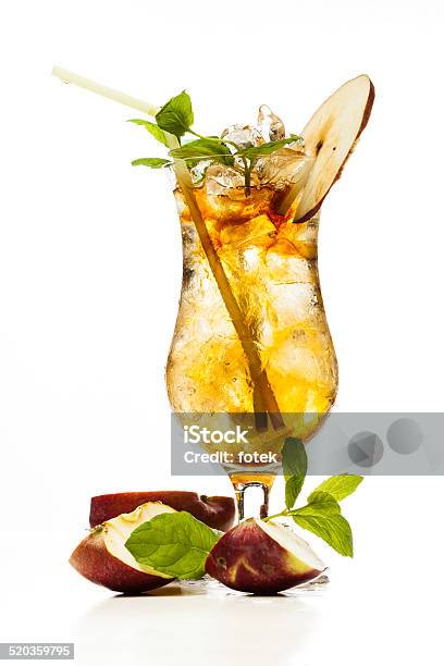 Decorado Con Un Cóctel De Sidra De Manzana Foto de stock y más banco de imágenes de Alimento - Alimento, Bebida, Bebida alcohólica