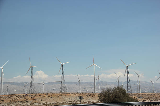 Windmill Generating Electricity for People in California Windmill Generating Electricity for People in Southern California fuel and power generation greenhouse efficiency power supply stock pictures, royalty-free photos & images