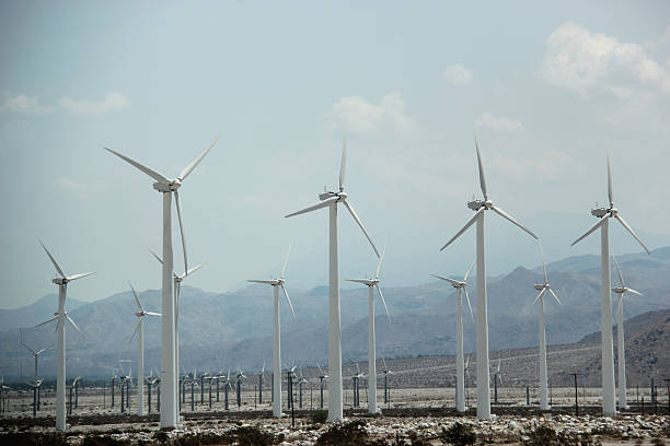 Windmill Generating Electricity for People in California Windmill Generating Electricity for People in Southern California fuel and power generation greenhouse efficiency power supply stock pictures, royalty-free photos & images