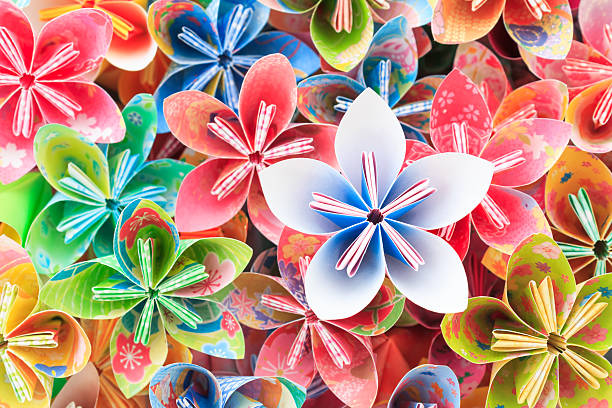 flores de papel - kusudama - fotografias e filmes do acervo