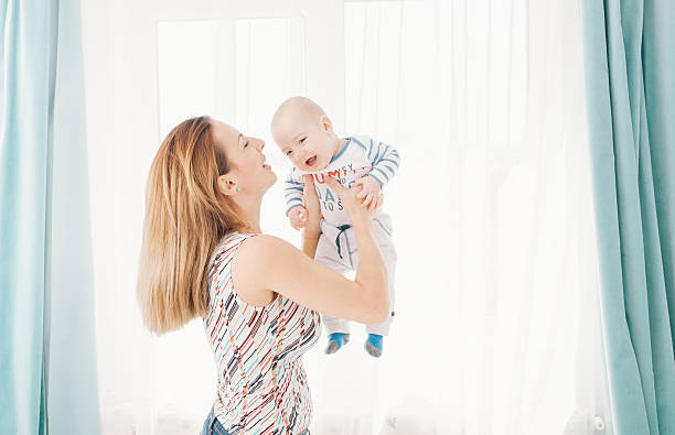 istock Mom and child 520548646