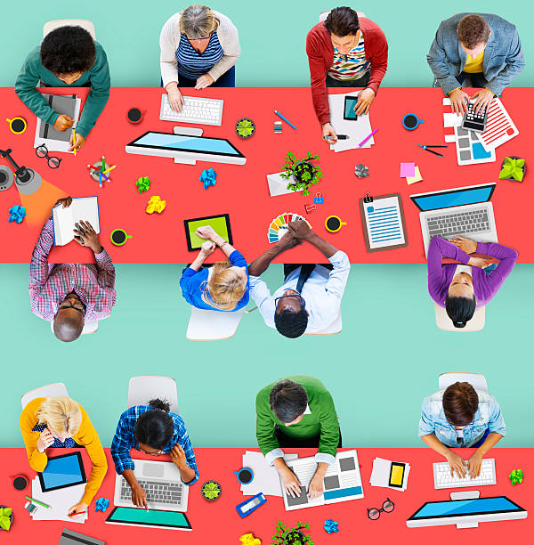 istock Busy Multiethnic Group of People Brainstorming Illustration 520563209