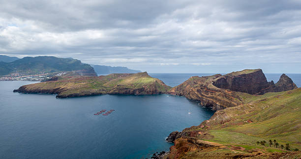 istock Hiking route at Madeira east cape 520588484