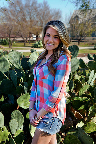 istock Cowgirl 520613922