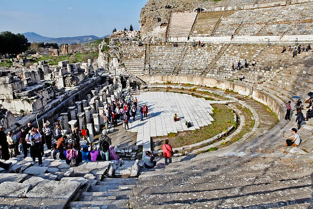 이즈미르 터어키 - 3월 9일 - 2012년 로마 암피시어터 in 에페수스 - ephesus amphitheater circle ellipse 뉴스 사진 이미지