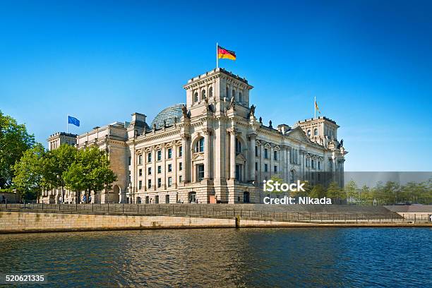 Reichstag In Berlin Stockfoto und mehr Bilder von Berlin - Berlin, Reichstag, Stadtsilhouette
