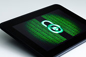 dunkle-tablet-sicherheit.jpg?b=1&s=170x170&k=20&c=X8pDMCPnbHHBR2ObW9evWOxsHRIqZQ1VlHAUviuEw5Q=