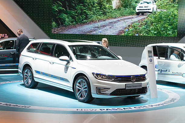 volkswagen passat 변형 보증 플러그인 하이브리드 stationwagon - stationwagon 뉴스 사진 이미지